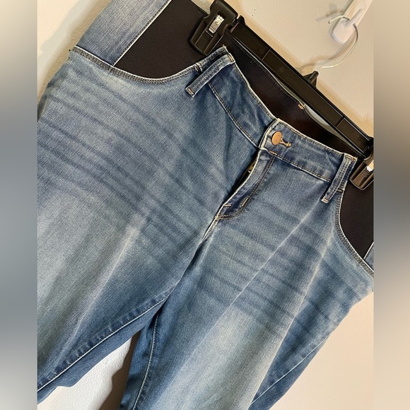 Isabel Maternity by Ingrid & Isabel Side Panel Jeans, womens maternity sz14/32R - Picture 2 of 5